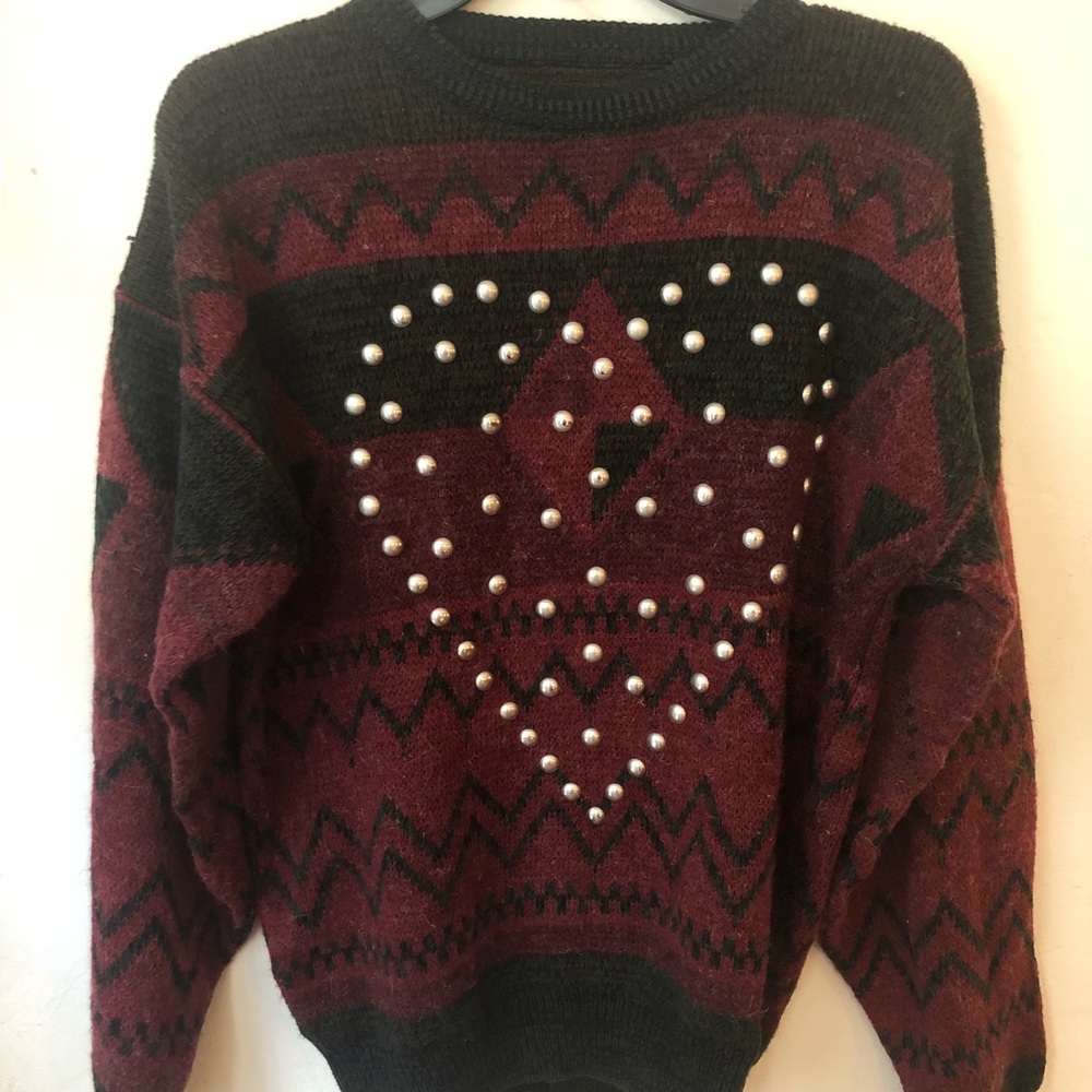 LF “Furst of a kind” vintage backless sweater